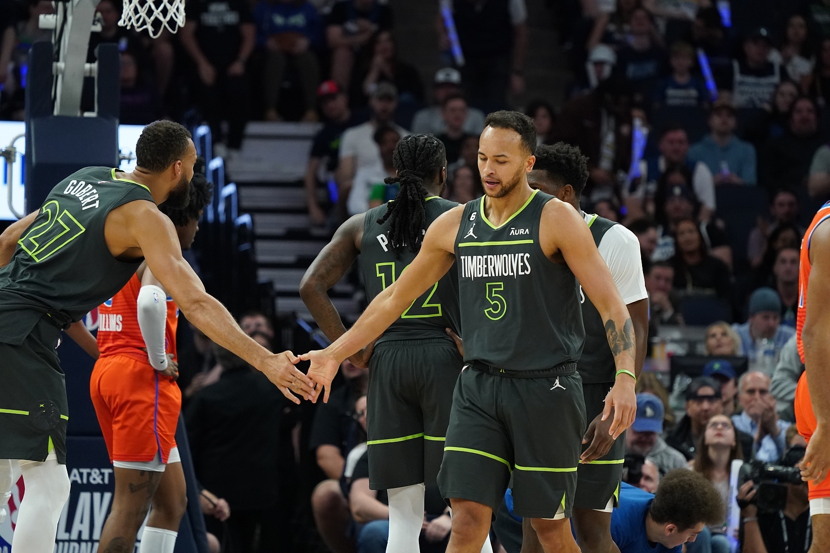 开云体育-中国官网登录入口-戈贝尔：最怀念李凯尔的传球 他能串联球队&amp;总能给队友创造机会